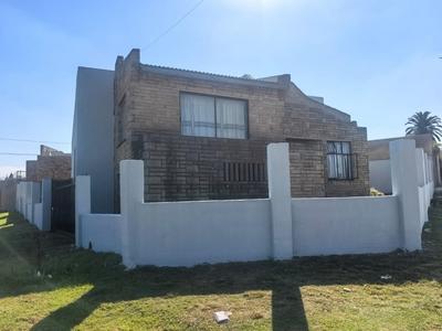 House For Sale in Orlando West, Soweto